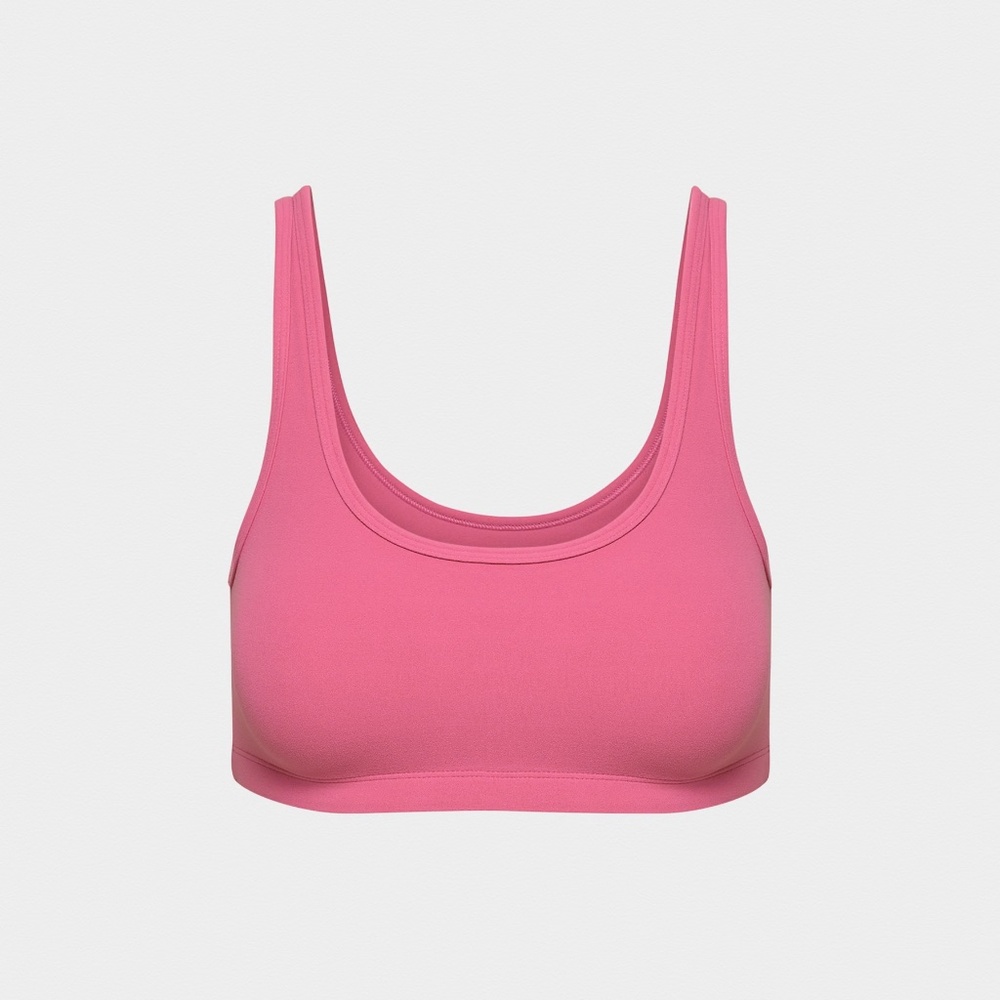 Aritzia TNA Bra and shorts set